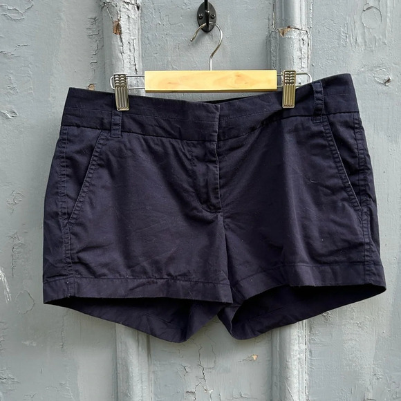 J Crew Chino  Shorts 3”, size 4 - Picture 3 of 9